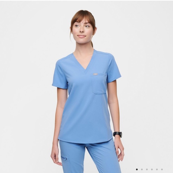 Figs Catarina One-Pocket Scrub Top in Ceil Blue - Picture 1 of 6